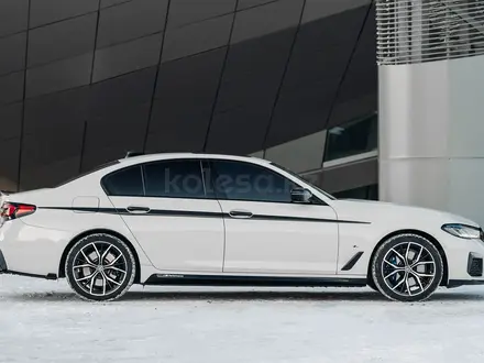 BMW 530 2021 года за 36 000 000 тг. в Астана – фото 14