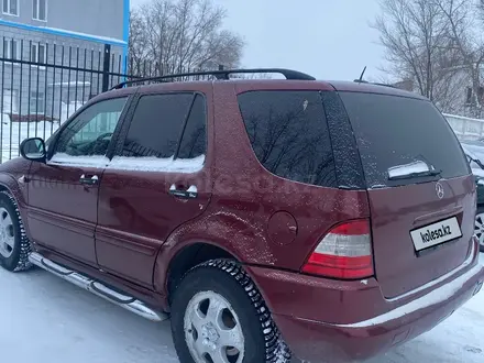 Mercedes-Benz ML 320 2002 года за 4 200 000 тг. в Астана – фото 2