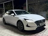 Hyundai Sonata 2023 годаүшін9 700 000 тг. в Алматы