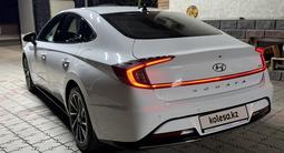 Hyundai Sonata 2023 годаүшін9 700 000 тг. в Алматы – фото 3