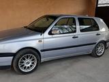 Volkswagen Golf 1993 годаүшін2 200 000 тг. в Шымкент