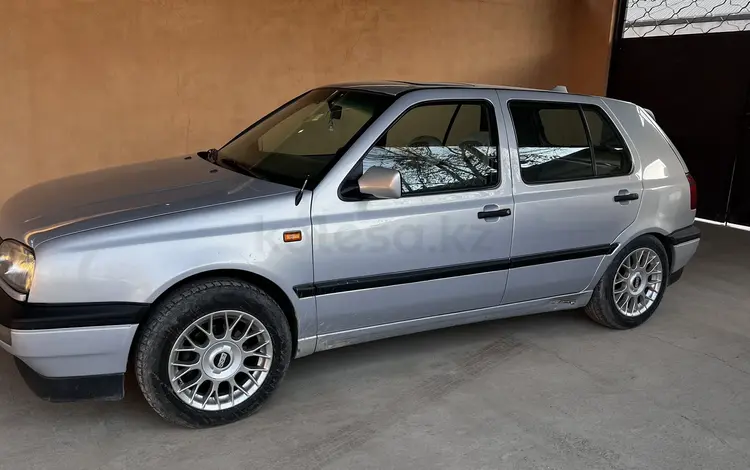 Volkswagen Golf 1993 годаүшін2 200 000 тг. в Шымкент