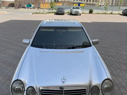 Mercedes-Benz E 430 1998 года за 4 300 000 тг. в Жанаозен – фото 12