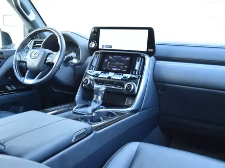 Lexus LX 600 Luxury 7S 2024 года за 73 500 000 тг. в Астана – фото 16