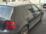 Volkswagen Golf 2003 годаүшін2 500 000 тг. в Астана