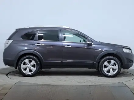 Chevrolet Captiva 2013 года за 5 590 000 тг. в Астана – фото 4