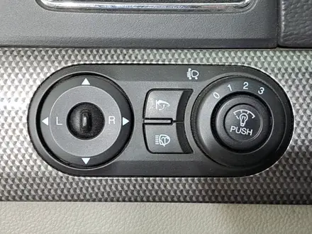 Chevrolet Captiva 2013 года за 5 590 000 тг. в Астана – фото 24