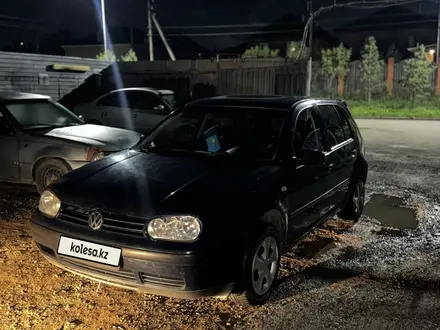 Volkswagen Golf 1998 года за 1 200 000 тг. в Астана