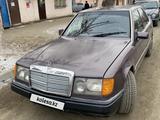 Mercedes-Benz E 230 1992 года за 870 000 тг. в Казалинск – фото 3