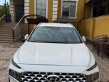 Hyundai Santa Fe 2023 года за 18 200 000 тг. в Актау
