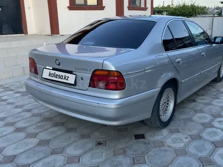 BMW 528 2000 года за 2 900 000 тг. в Актау – фото 3