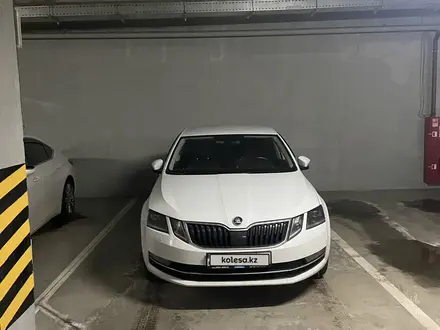 Skoda Octavia 2019 года за 9 200 000 тг. в Алматы – фото 17