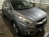 Hyundai Tucson 2014 годаfor7 800 000 тг. в Актобе – фото 2