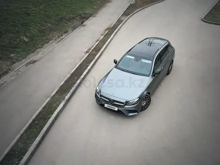 Mercedes-Benz E 450 2018 года за 25 000 000 тг. в Астана – фото 2