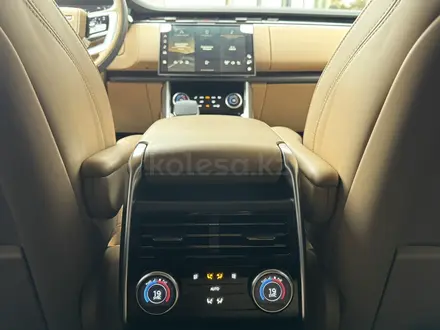 Land Rover Range Rover 2022 года за 74 600 000 тг. в Алматы – фото 16