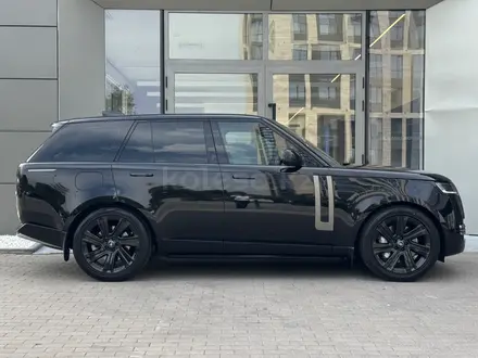 Land Rover Range Rover 2022 года за 74 600 000 тг. в Алматы – фото 7