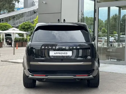 Land Rover Range Rover 2022 года за 74 600 000 тг. в Алматы – фото 5