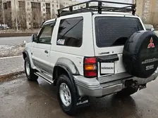 Mitsubishi Pajero, 1996