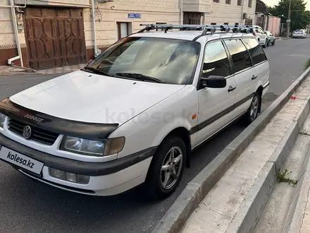 Volkswagen Passat 1996 года за 2 300 000 тг. в Шымкент – фото 4