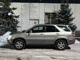 Lexus RX 300 2001 годаүшін6 350 000 тг. в Алматы – фото 2