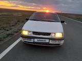 Volkswagen Passat 1996 года за 1 500 000 тг. в Атырау – фото 3