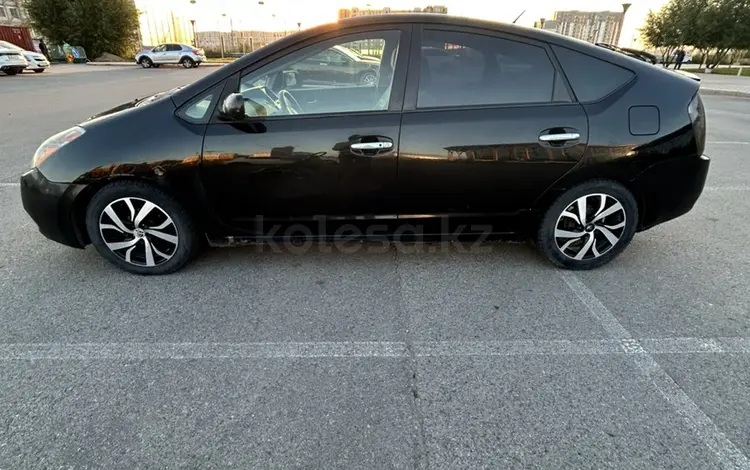 Toyota Prius 2007 годаүшін3 900 000 тг. в Астана