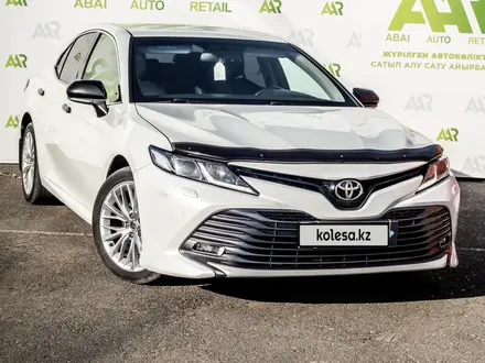 Toyota Camry 2018 года за 12 222 222 тг. в Астана