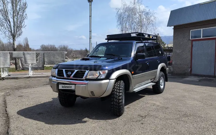 Nissan Patrol 2001 годаүшін6 000 000 тг. в Алматы