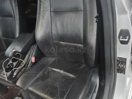 BMW 330 2001 года за 3 800 000 тг. в Алматы – фото 25
