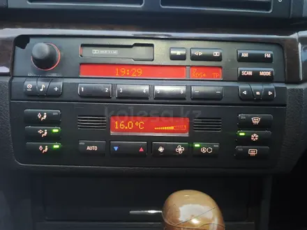 BMW 330 2001 года за 3 800 000 тг. в Алматы – фото 28
