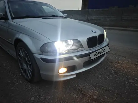 BMW 330 2001 года за 3 800 000 тг. в Алматы – фото 32