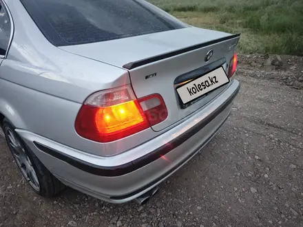 BMW 330 2001 года за 3 800 000 тг. в Алматы – фото 35