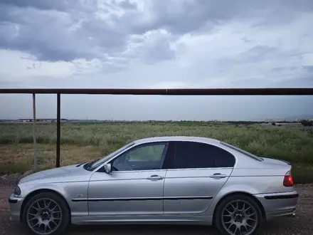 BMW 330 2001 года за 3 800 000 тг. в Алматы – фото 9