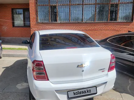 Chevrolet Cobalt 2023 года за 5 990 000 тг. в Семей – фото 2