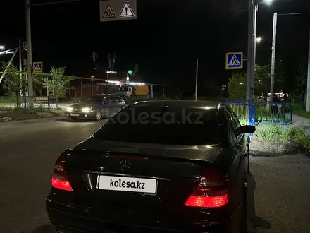 Mercedes-Benz E 320 2002 года за 5 900 000 тг. в Алматы – фото 12