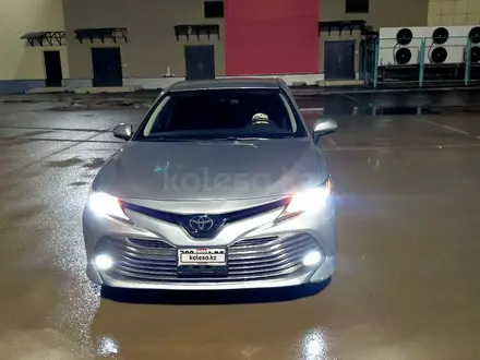 Toyota Camry 2018 года за 9 500 000 тг. в Астана – фото 8