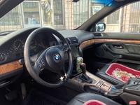 BMW 530 2001 года за 3 500 000 тг. в Алматы