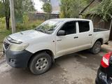 Toyota Hilux 2014 годаүшін7 500 000 тг. в Уральск – фото 2