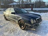 Mercedes-Benz E 240 1998 года за 1 900 000 тг. в Караганда – фото 3