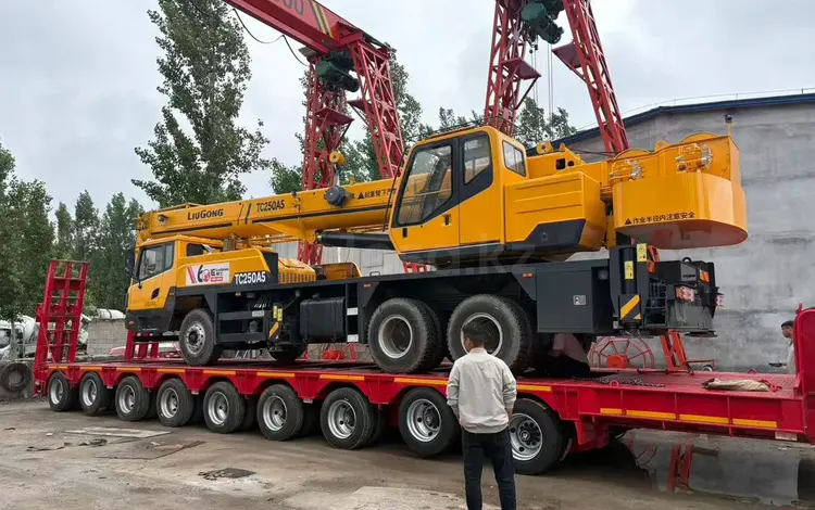 LiuGong  LTC250T5 2023 года за 55 000 000 тг. в Алматы