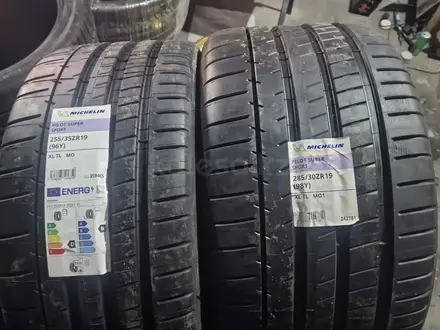 255/35 R19 и 285/30 R19 Michelin Super Sport за 215 000 тг. в Алматы – фото 3