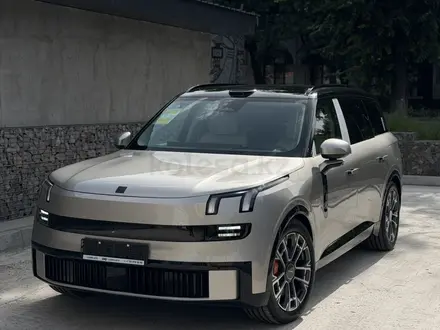 Lynk & Co 900 2025 года за 29 500 000 тг. в Алматы