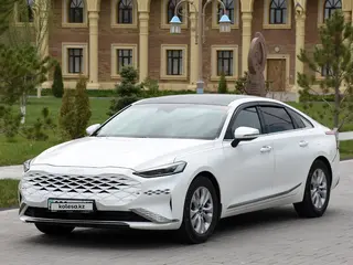 Kia K8, 2022