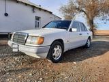 Mercedes-Benz E 230 1993 года за 1 600 000 тг. в Шымкент