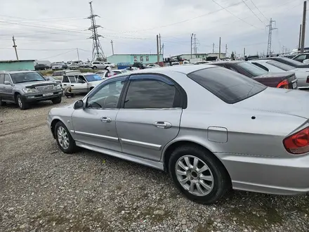 Hyundai Sonata 2005 года за 2 300 000 тг. в Шымкент – фото 4