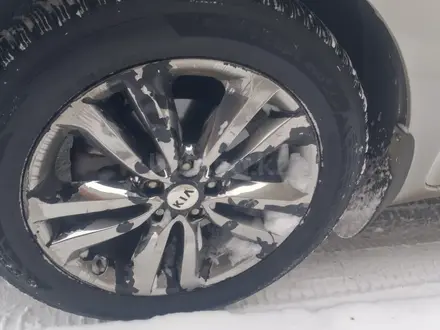 Kia Carnival 2016 года за 10 000 000 тг. в Алматы – фото 5
