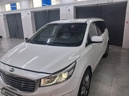 Kia Carnival 2016 года за 10 000 000 тг. в Алматы
