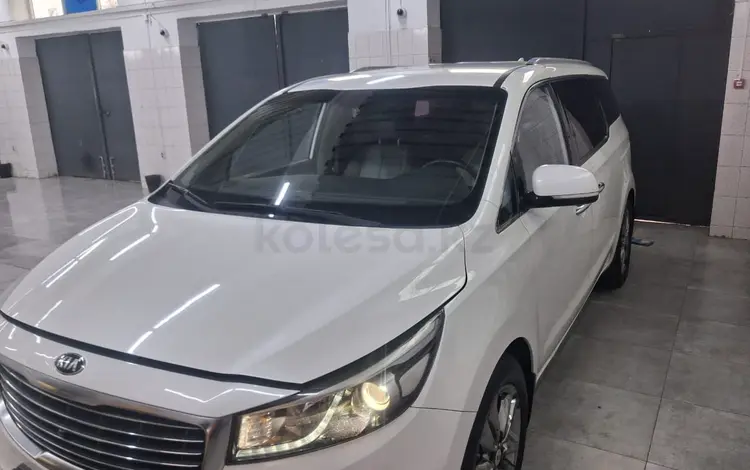 Kia Carnival 2016 года за 10 000 000 тг. в Алматы