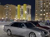 Mercedes-Benz E 320 1998 года за 3 700 000 тг. в Астана – фото 3