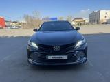 Toyota Camry 2019 года за 14 000 000 тг. в Павлодар – фото 2